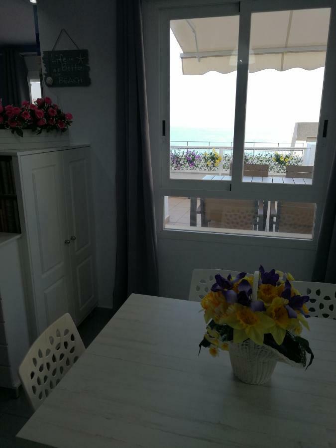 Apartamento Primera Linea De Playa Marina Apartment Benidorm